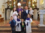 Biskup Radoš krstio malenu Mariju,  šesto dijete obitelji Spajić iz Svetog Martina na Muri